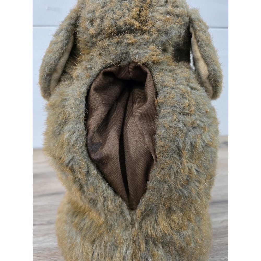 FOLKMANIS Sitting Dog Hand Puppet, 13.5", Chocolate Lab, Realistic Faux Fur - Picture 4 of 8